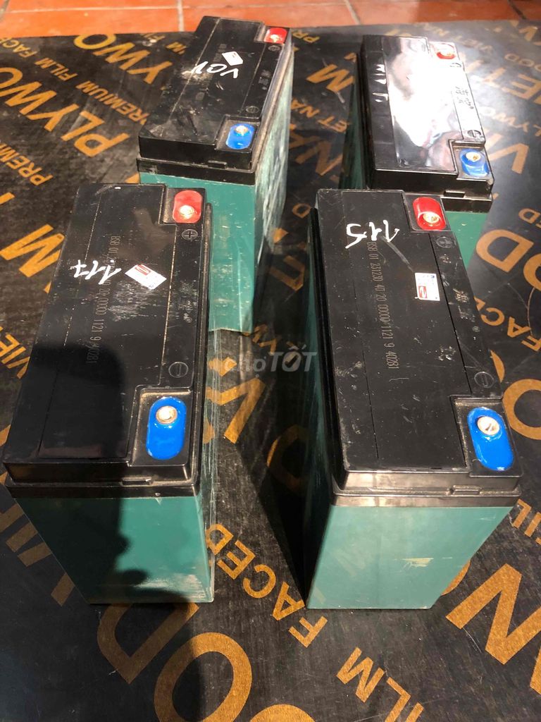 AQuy xe điện loại to còn 80%. Mua bán Phụ tùng xe tại Quận Tây Hồ Hà Nội được đăng bởi Quang minh hình 2