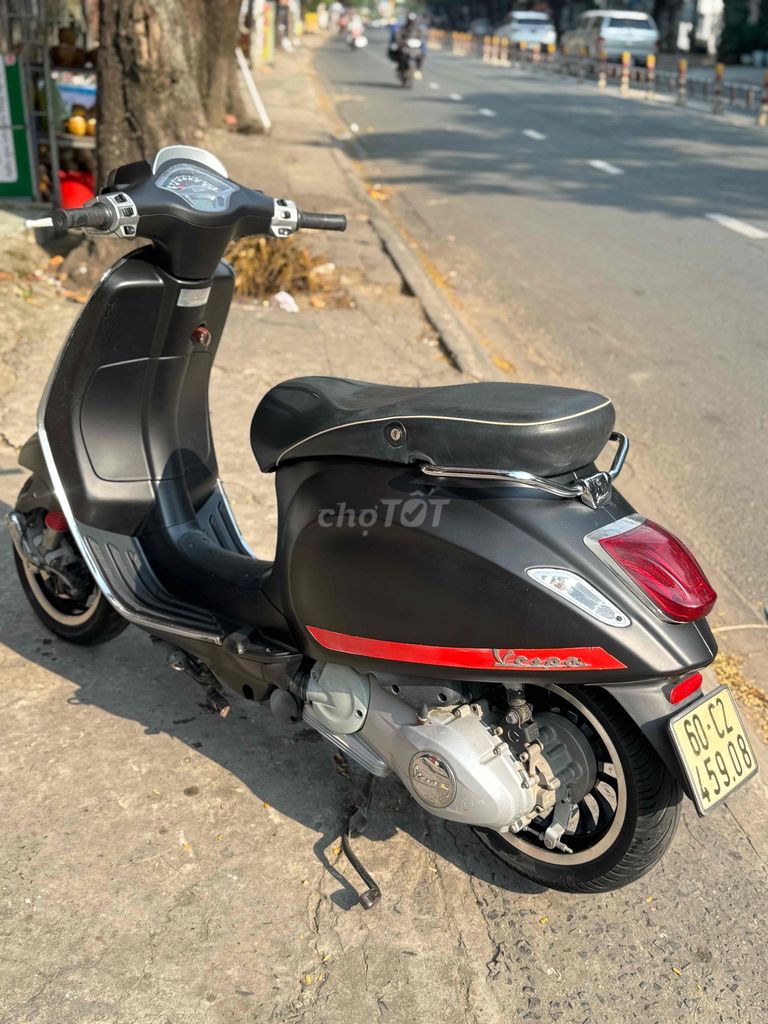 vespa sprint 2015 zin đẹp. Mua bán Xe máy tại Thành phố Biên Hòa Đồng Nai được đăng bởi Cầm Đồ Nguyên Phát hình 3
