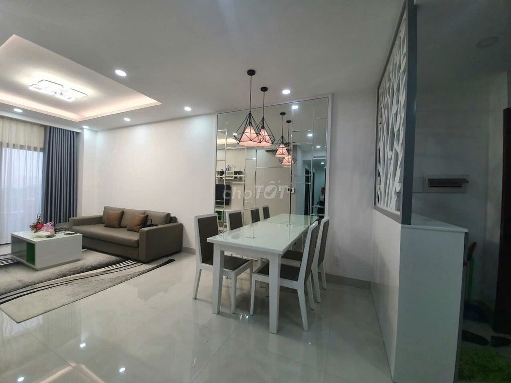 Căn 3 phòng vào sớm Orchard Parkview Novaland gần công viên 90m2 đẹp