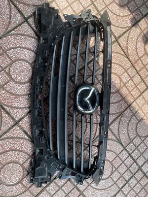 Phụ tùng Mazda 3 Nhựa Đen Đã sử dụng