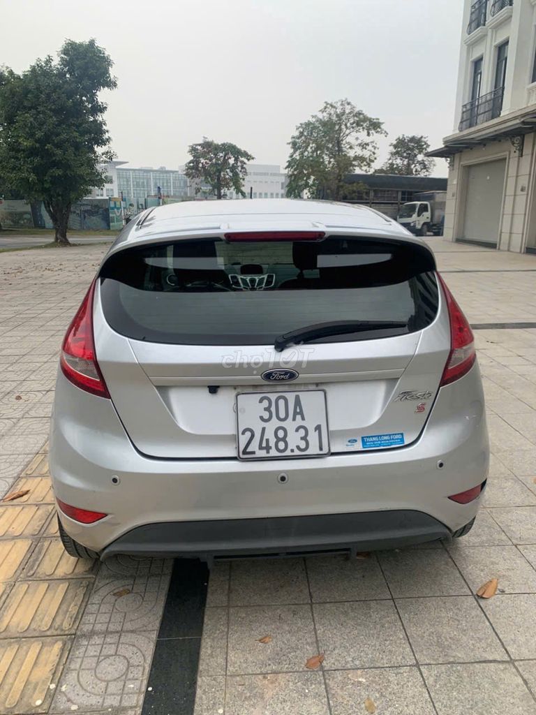 Ford Fiesta S 2012 10 vạn km - không 1 lỗi nhỏ. Mua bán Ô tô tại Quận Cầu Giấy Hà Nội được đăng bởi Nguyễn Thị Yến hình 4