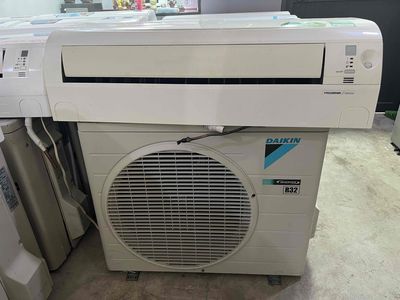Máy lạnh Daikin 1Hp Inverter gas R-32a giá xả kho