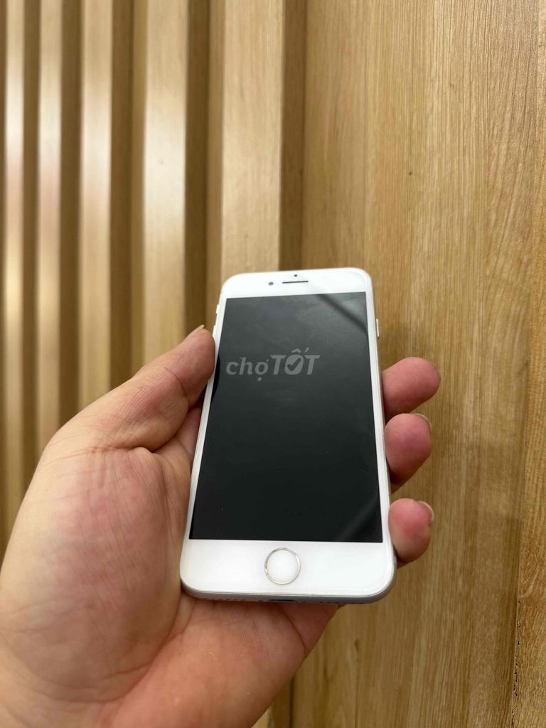 Apple iPhone 8 64GB Trắng Đã sử dụng. Mua bán Điện thoại tại Quận Đống Đa Hà Nội được đăng bởi CHUNG Mobile hình 1