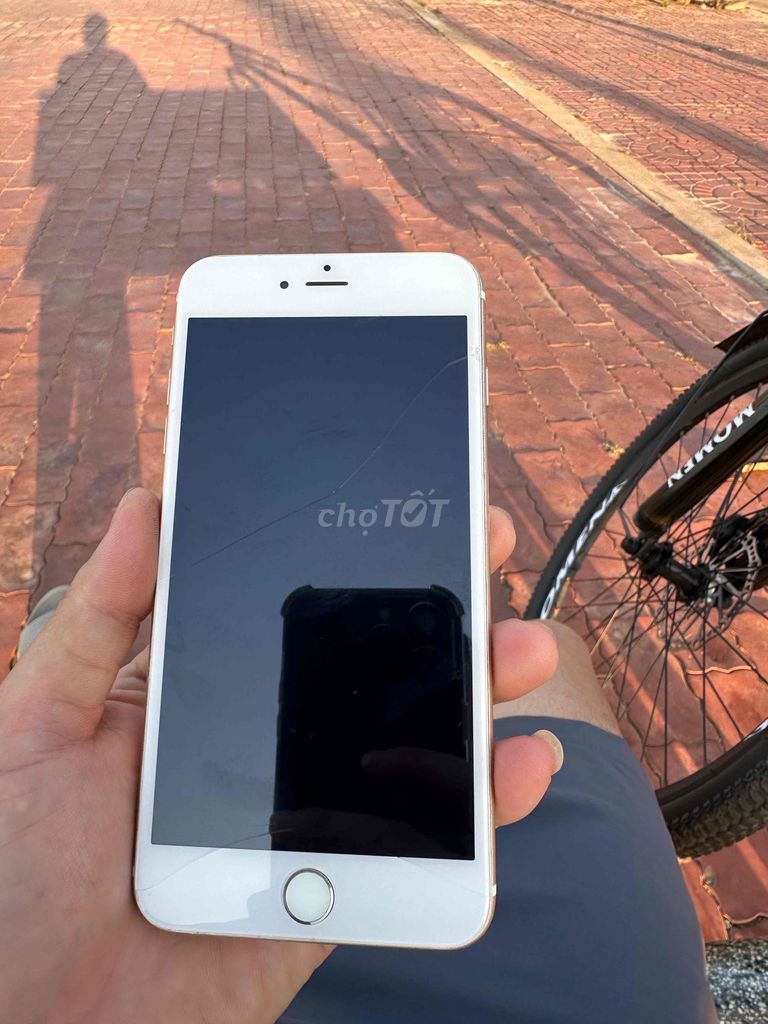 iPhone 6 Plus 16GB Vàng Không lên nguồn. Mua bán Điện thoại tại Thành phố Qui Nhơn Bình Định được đăng bởi SHOP HÀNG BOOM hình 1