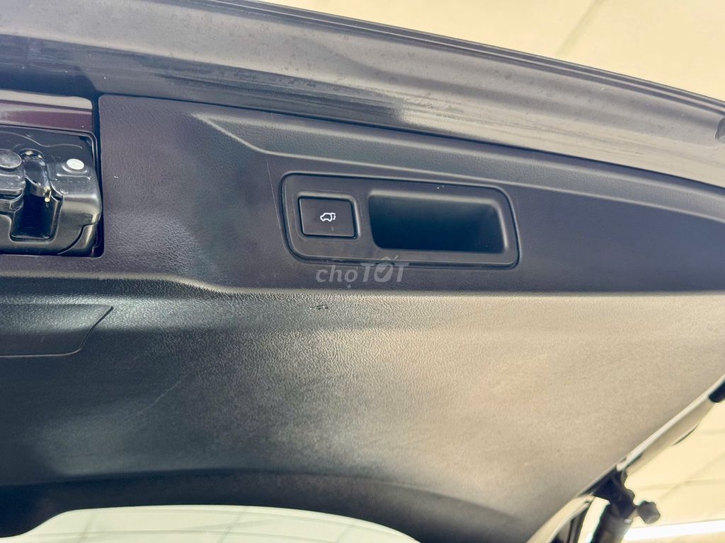 Fortuner 2 cầu, SUV siêu lướt 1 chủ (GIÁ CÒN GIẢM). Mua bán Ô tô tại Quận Gò Vấp Tp Hồ Chí Minh được đăng bởi Nguyễn Phi Trường Vũ hình 16