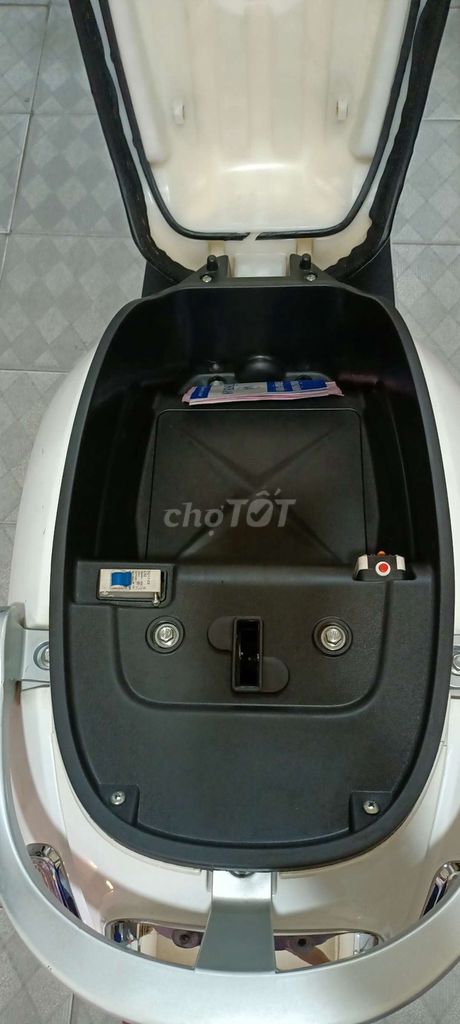 Xe máy Điện Sunra 5bình ắcqui đẹp. Mua bán Xe điện tại Quận 5 Tp Hồ Chí Minh được đăng bởi THẮNG Q5 hình 9