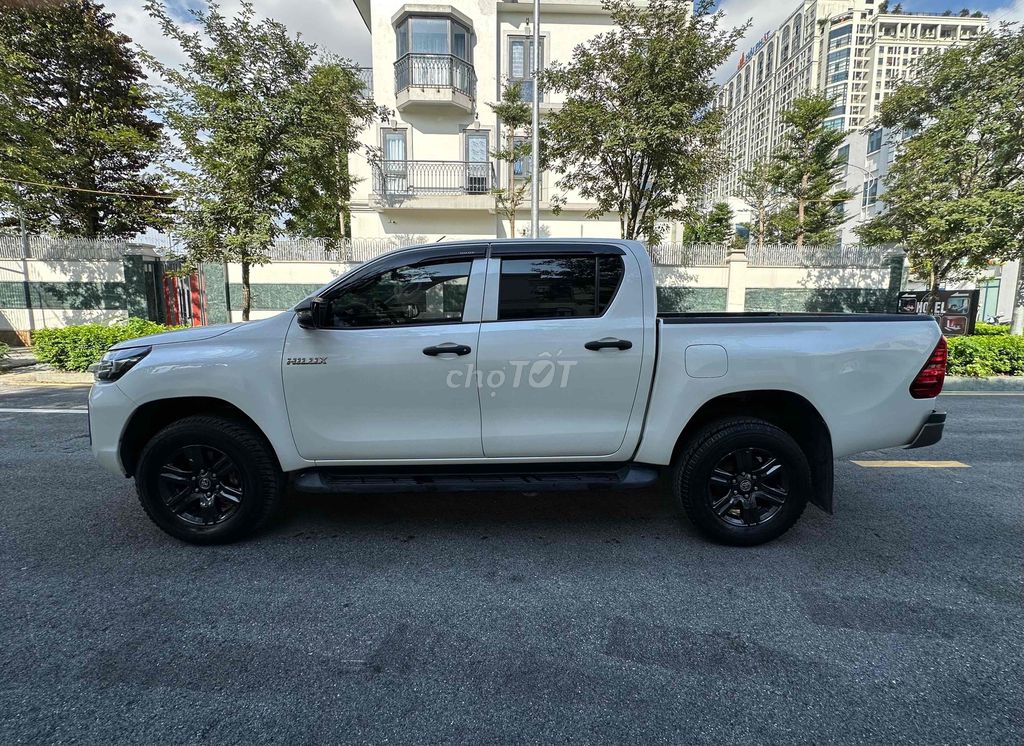 Toyota Hilux 2020 2.4L 4x2 MT - 96836 km. Mua bán Ô tô tại Quận Hà Đông Hà Nội được đăng bởi TIẾN QUÂN CAR hình 4