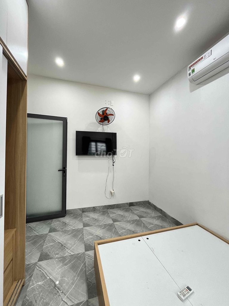 Furnished room for two with window in Thanh Khê — photo 4