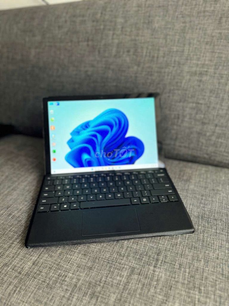 Surface pro 6 i5-8250U/8G/256/13.3 3K tuoch