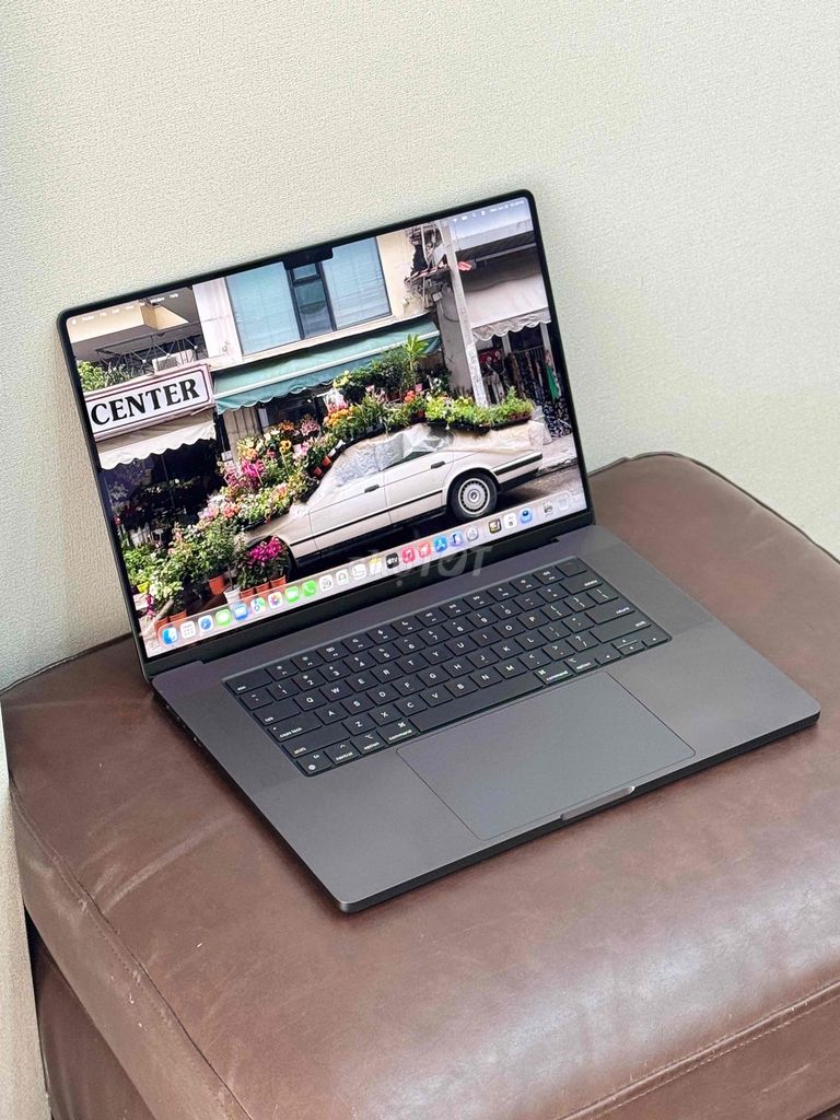 Macbook Pro M4 16' 48GB/512GB Black Pin 100% Keng. Mua bán Laptop tại Quận 10 Tp Hồ Chí Minh được đăng bởi ThinhMac 2HAND hình 1