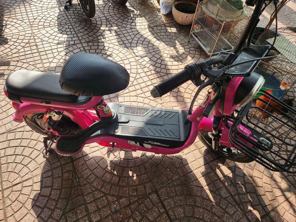 Bán xe DKBike xe sài  pin 48v 15ah 40km lần sạc. Mua bán Xe điện tại Quận Bình Thạnh Tp Hồ Chí Minh được đăng bởi Quách khải tuấn hình 5