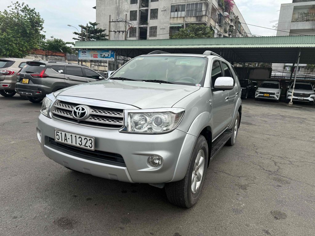 Toyota Fortuner 7 мест, АКПП, честный пробег 56 000 км