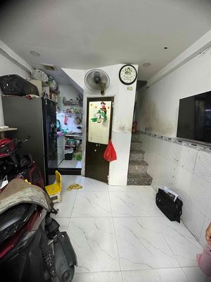 Nhà phố 15 m² · 2 PN · Đường Quốc lộ 50