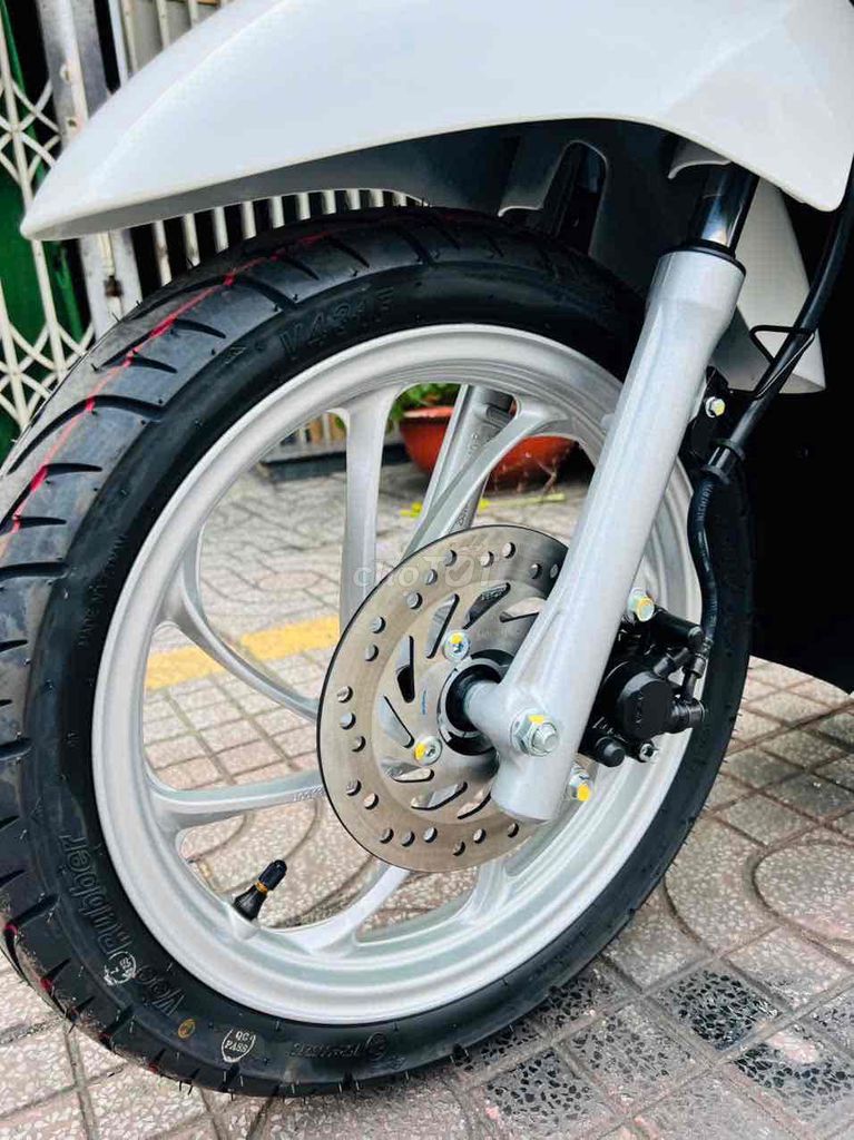 Honda Vision 2025 Trắng. Mua bán Xe máy tại Quận 8 Tp Hồ Chí Minh được đăng bởi XE MÁY NGUYỄN MINH SƠN hình 5