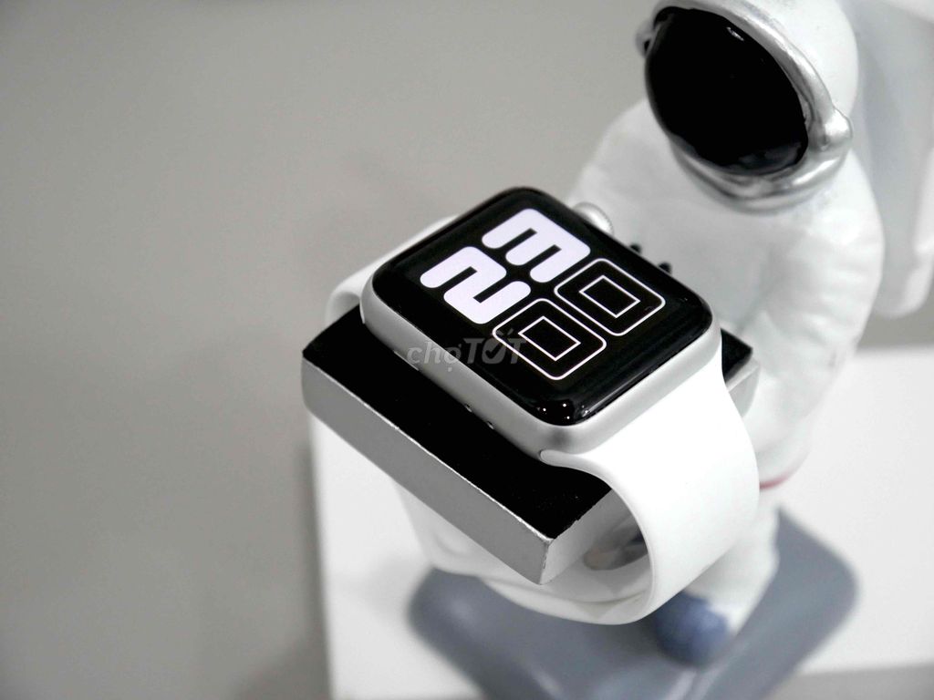 Apple Watch Series 3 38mm Trắng 99%. Mua bán Thiết bị đeo thông minh tại Quận Gò Vấp Tp Hồ Chí Minh được đăng bởi KHÁNH HUNTER hình 4