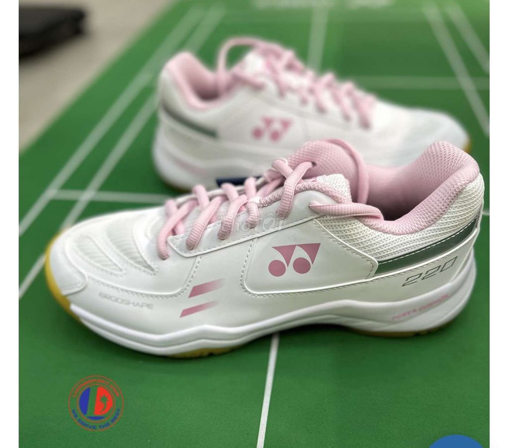 Giày cầu lông Yonex SHB220cr Nữ. Mua bán Giày dép tại Quận Thanh Khê Đà Nẵng được đăng bởi Nguyễn Thanh Hải hình 1