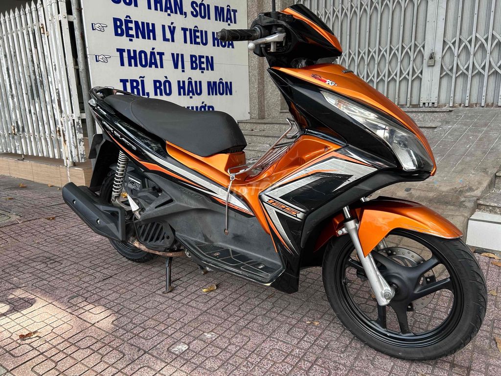 Honda AB 125fi máy zin êm chính chủ. Mua bán Xe máy tại Thành phố Mỹ Tho Tiền Giang được đăng bởi Trân Phong hình 6