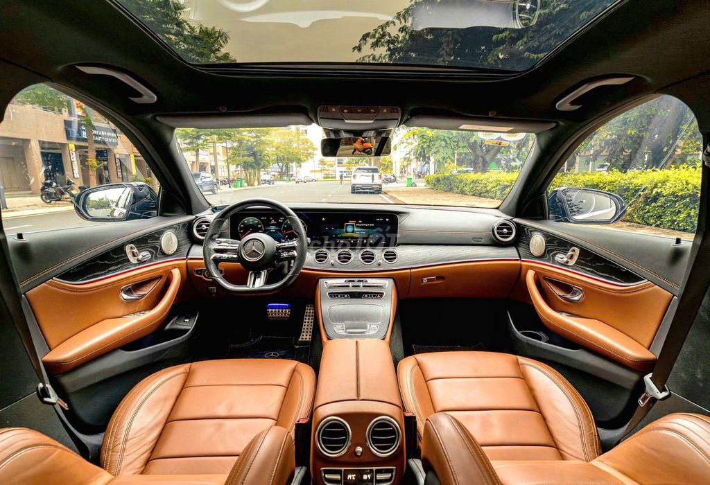 E300 AMG sx 2021 zin đẹp giá cực tốt. Mua bán Ô tô tại Quận 7 Tp Hồ Chí Minh được đăng bởi tuấn anh hình 14