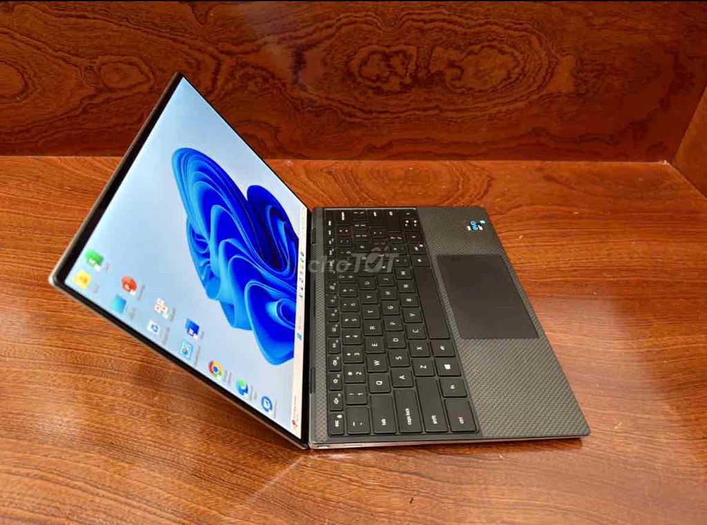 Dell XPS 9310 i7-1165G7 13.3 inch 8GB/256GB. Mua bán Laptop tại Quận 12 Tp Hồ Chí Minh được đăng bởi trần thành công  hình 1
