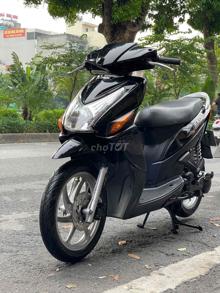 CLICK CHÍNH CHỦ CHẤT LƯỢNG. Mua bán Xe máy tại Quận Đống Đa Hà Nội được đăng bởi Hà hình 4