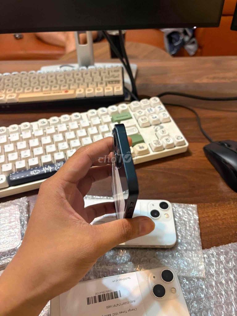 Apple iPhone 13 mini 256GB Đen 64%. Mua bán Điện thoại tại Thành phố Thủ Đức Tp Hồ Chí Minh được đăng bởi Huy Pham Nhat hình 1