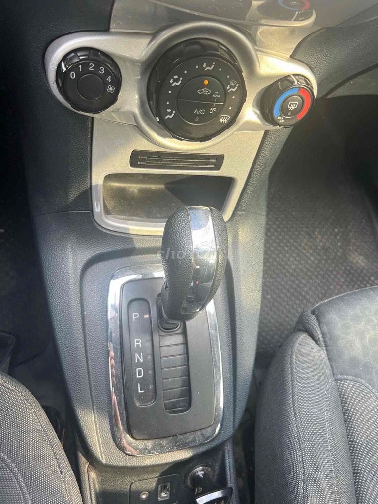 Ford Fiesta Sport 2011 оранжевый