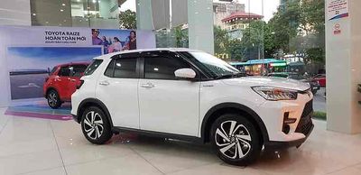 Toyota Raize 2025 Trắng Ngọc Trai 3.000 km