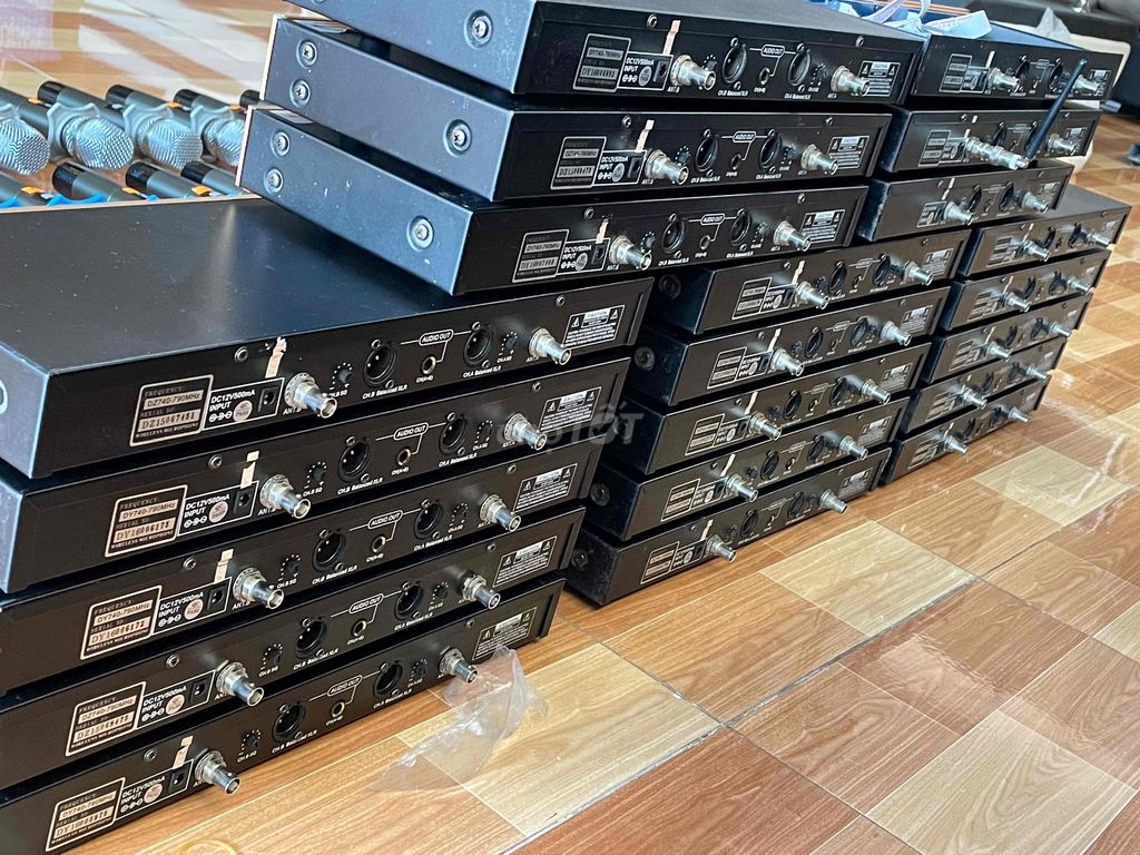 micro baier bãi. Mua bán Tivi, Âm thanh tại Thành phố Biên Hòa Đồng Nai được đăng bởi Tình hình 3