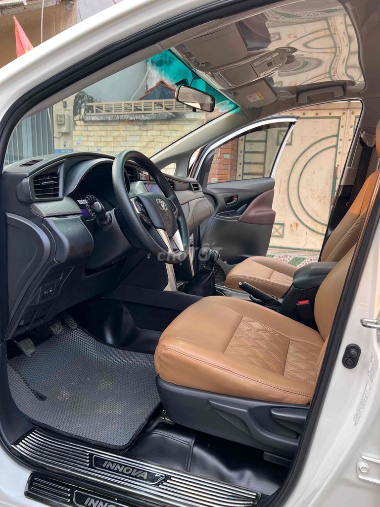 Toyota Innova 2.0E số sàn 8 chỗ 2022. Mua bán Ô tô tại Quận 8 Tp Hồ Chí Minh được đăng bởi Đông Mai hình 7