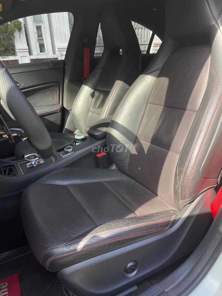 Mercedes Benz CLA 45 AMG sản xuất 2015. Mua bán Ô tô tại Thành phố Thủ Đức Tp Hồ Chí Minh được đăng bởi Nguyễn Lê Hưng hình 9