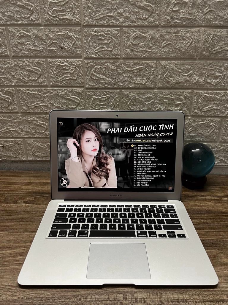 MacBook Air & Pro i5/i7 8GB/16GB giá tố/Có Ship. Mua bán Laptop tại Quận Gò Vấp Tp Hồ Chí Minh được đăng bởi Thảo Anh Apple Giá sỉ hình 1