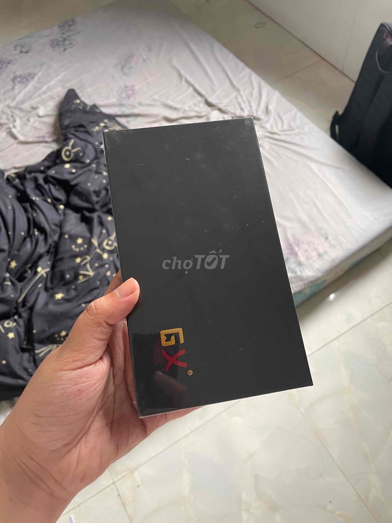 Mình pass lại màn GX iphone 11 ạ, còn nguyên team