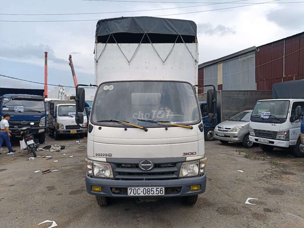 Hino 5t 2016 chở xe máy 2 tầng+ chở hàng. Mua bán Xe tải, xe ben tại Quận 12 Tp Hồ Chí Minh được đăng bởi Lê văn Khoa  hình 1