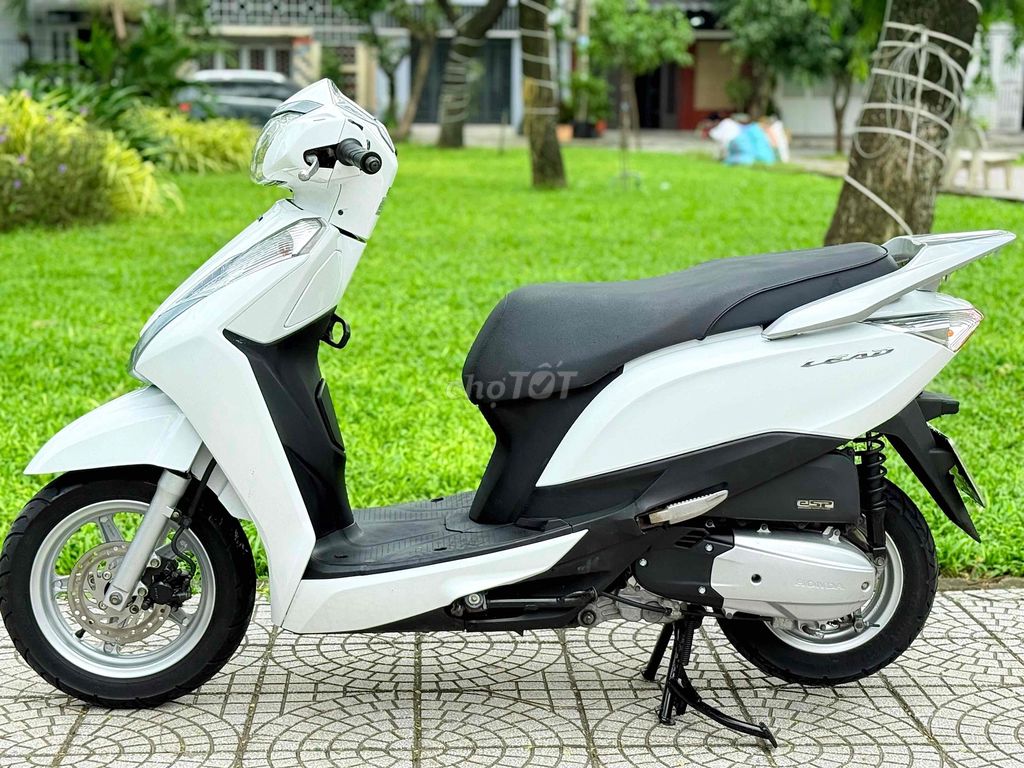 Lead 2015 biển 43. máy rin chính chủ. Mua bán Xe máy tại Quận Sơn Trà Đà Nẵng được đăng bởi AN  chuyên mua bán xe máy cũ tại 386 ngô quyền sơn trà đà nẵng  BÁN XE TRẢ GÓP hình 3