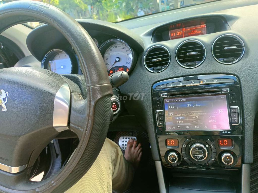 Cần bán, xe chính chủ Peugeot 408. Mua bán Ô tô tại Huyện Hóc Môn Tp Hồ Chí Minh được đăng bởi pham anh tuấn hình 19