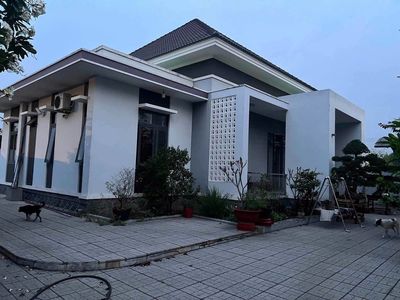 Bán biệt thự mái thái Phú Mỹ, lô góc