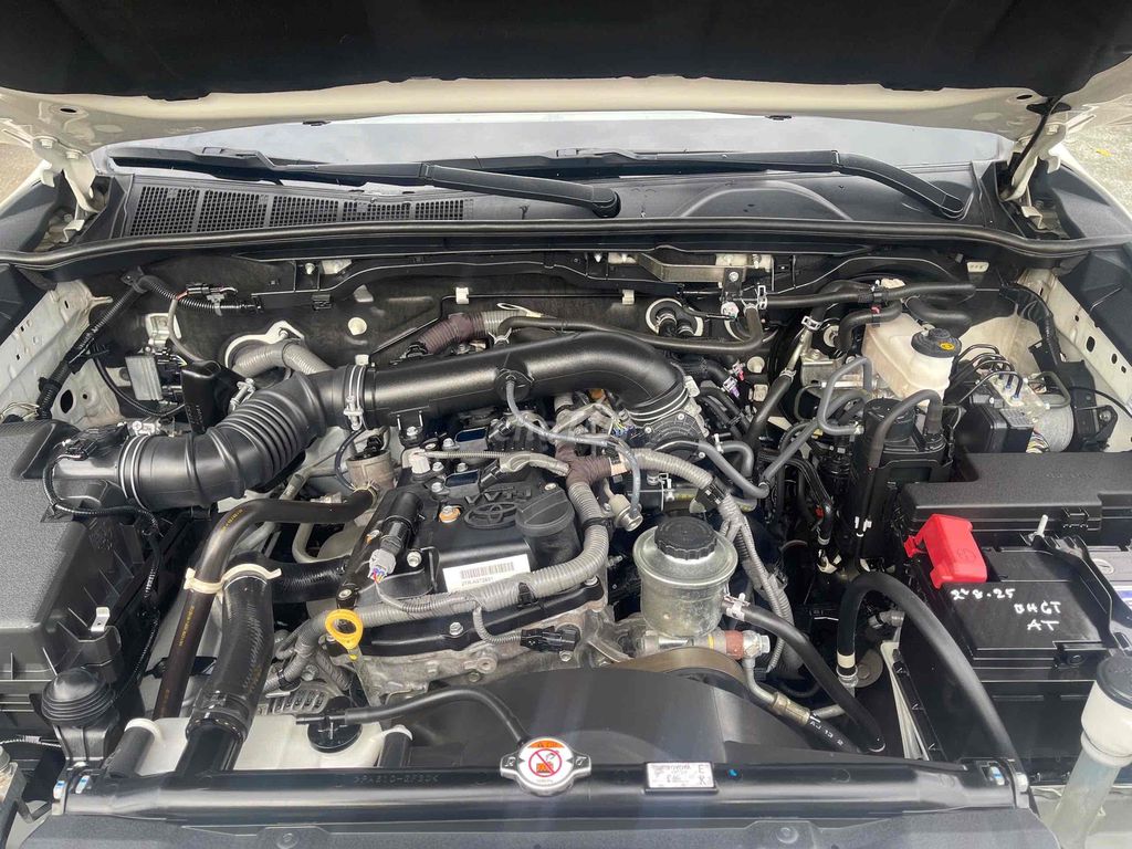 Toyota Fortuner 2.7AT 4X2 2022 Xe hãng bán. Mua bán Ô tô tại Quận Tân Phú Tp Hồ Chí Minh được đăng bởi TRƯƠNG THANH TUYỀN hình 9