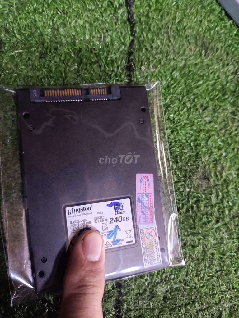 Ổ cứng SSD Kingston 240GB Đen có Windows 10. Mua bán Linh kiện (RAM, Card...) tại Thành phố Thủ Đức Tp Hồ Chí Minh được đăng bởi Cũ Giá Rẻ hình 1