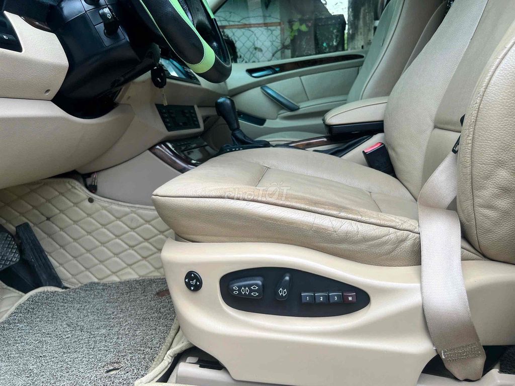BMW X5 20*** km xe cộ lắm. Mua bán Ô tô tại Huyện Hóc Môn Tp Hồ Chí Minh được đăng bởi T hình 7
