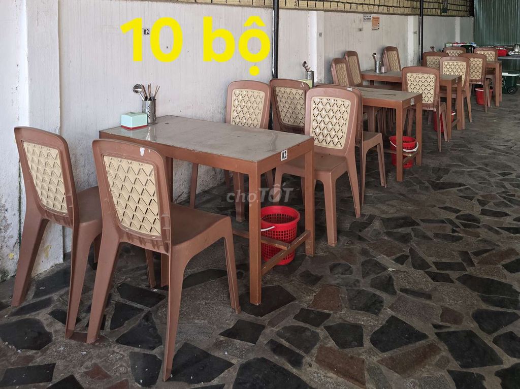 sang lại bàn ghế quán nhậu. Mua bán Bàn ghế tại Thành phố Pleiku Gia Lai được đăng bởi  Liênphan hình 1