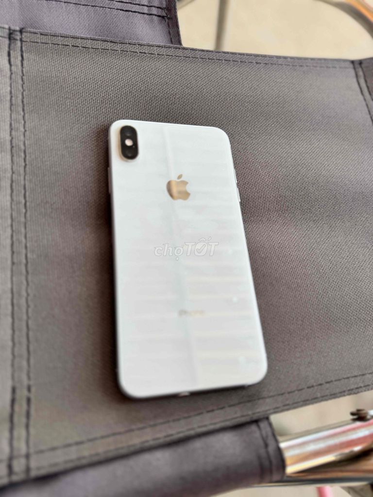 Apple iPhone XS Max Trắng đẹp zin. Mua bán Điện thoại tại Thành phố Buôn Ma Thuột Đắk Lắk được đăng bởi Nguyễn Quân hình 1