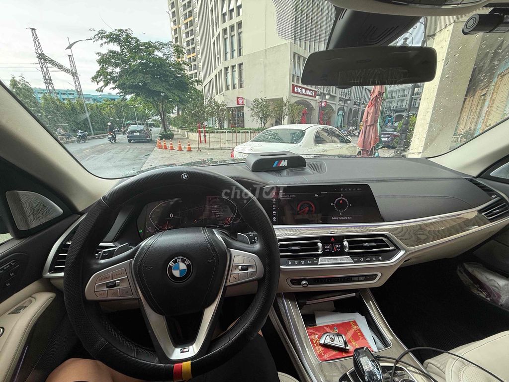 cần bán BMW X7 còn bh tới 6/2026 xe zin 100%. Mua bán Ô tô tại Quận 6 Tp Hồ Chí Minh được đăng bởi lê thành nhan hình 5