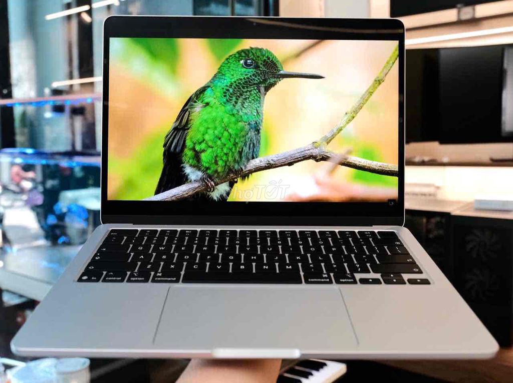 MacBook Air M5 13 inch đẹp 99%. Mua bán Laptop tại Quận Bình Thạnh Tp Hồ Chí Minh được đăng bởi Vân Anh 2Tech House hình 1