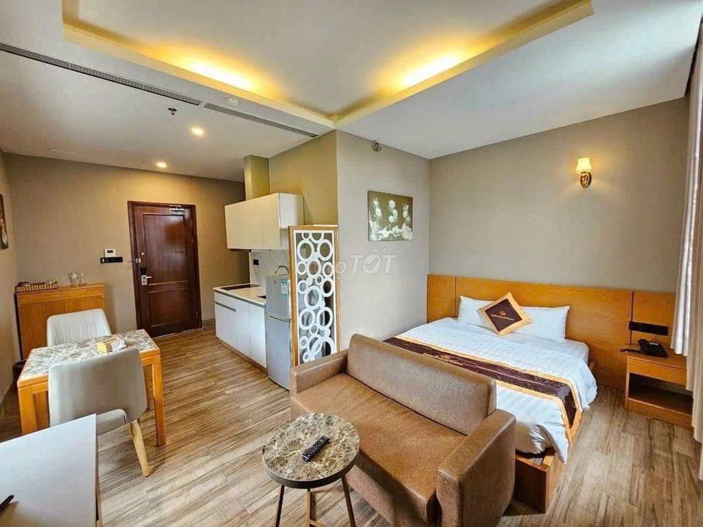 Tuyển Liền 5nv trực page - 2 tạp vụ làm tại RESORT