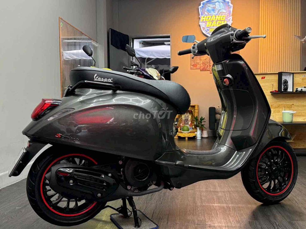 Piaggio Sprint Iget 2018 Xám Lambo
