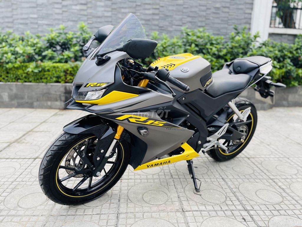 YAMAHA R15 V3 Vàng Xám CHÍNH CHỦ 2020. Mua bán Xe máy tại Quận Nam Từ Liêm Hà Nội được đăng bởi BÌNH MINH hình 6