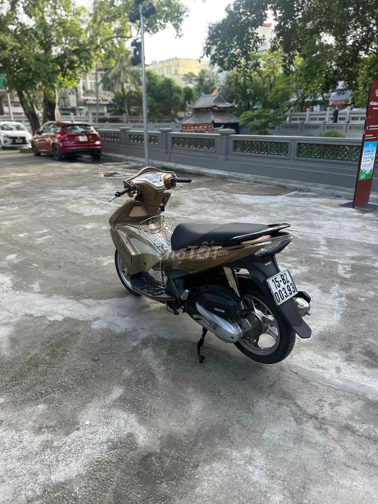 ab 2015 máy zin chính chủ. sơn nhựa mới keng. Mua bán Xe máy tại Quận Lê Chân Hải Phòng được đăng bởi Nguyễn Thế Hiếu hình 6