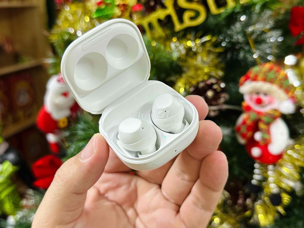 Tai nghe samsung Buds 2 xài lướt đẹp như mới