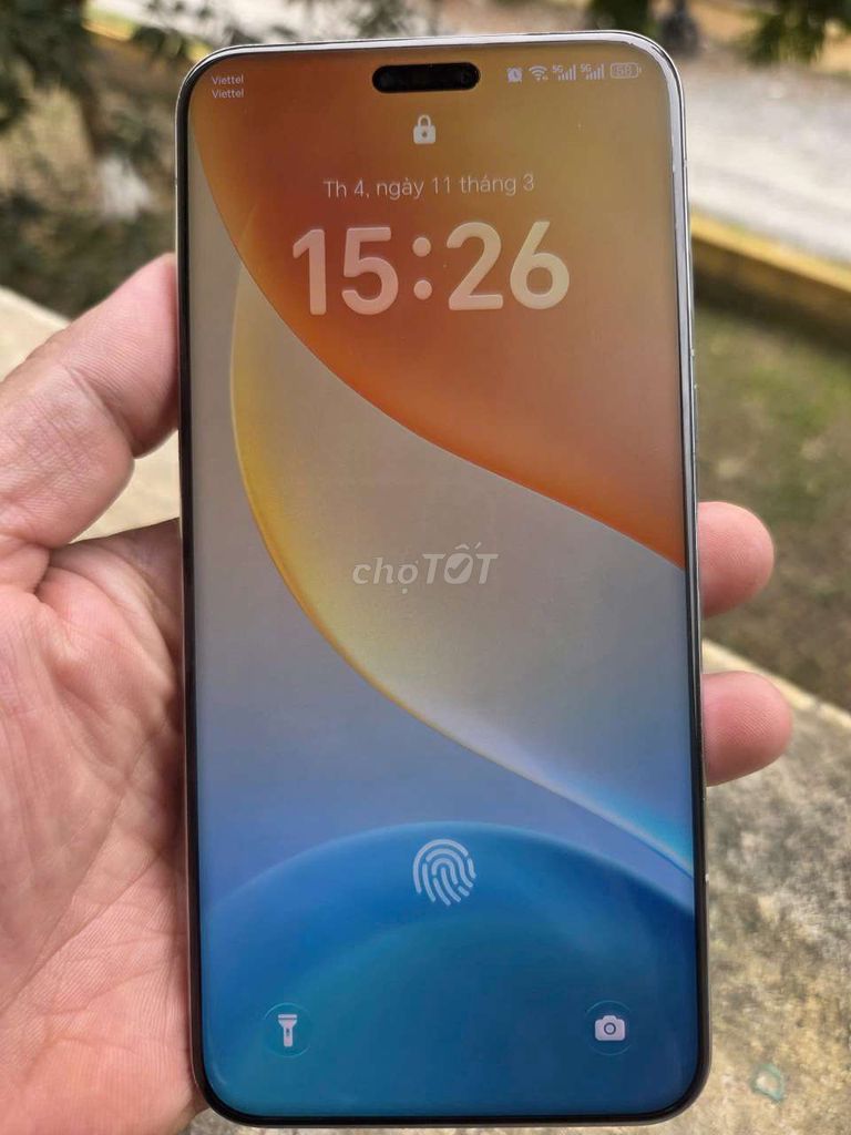 Honor Magic 7 Pro Trắng. Mua bán Điện thoại tại Quận Long Biên Hà Nội được đăng bởi Tien hình 1