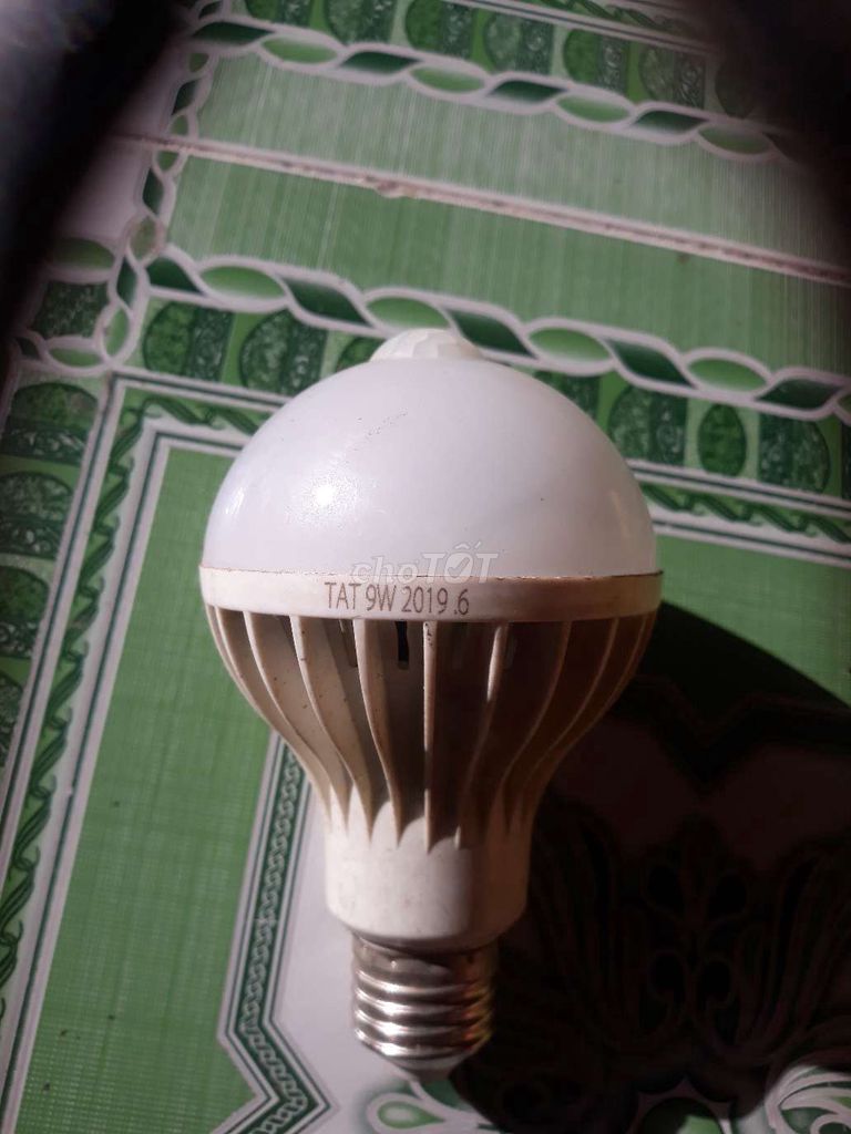 Đèn cảm ứng tự động bật tắt khi có người. Mua bán Đèn tại Quận 12 Tp Hồ Chí Minh được đăng bởi Anh Đồng hình 1